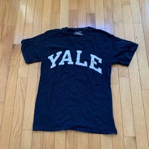 Yale Champion T-shirt